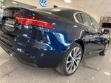 Jaguar XE P300 AWD S 8G-AUT. |01-22|28tKM|19"|AHK|PANO