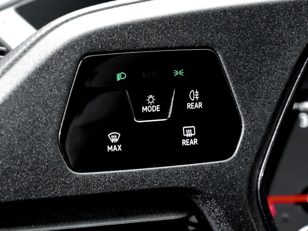 Fahrzeugabbildung Volkswagen Caddy Cargo 2.0 TDI PDC hinten
