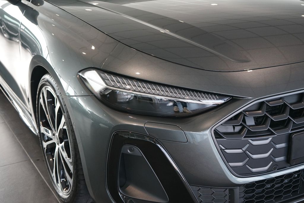 AUDI A5 Avant TDI quattro | S line | B&O| Pano AUDI A5 Avant TDI quattro | S line | B&O| Pano