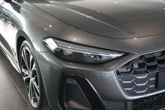 AUDI A5 Avant TDI quattro | S line | B&O| Pano AUDI A5 Avant TDI quattro | S line | B&O| Pano