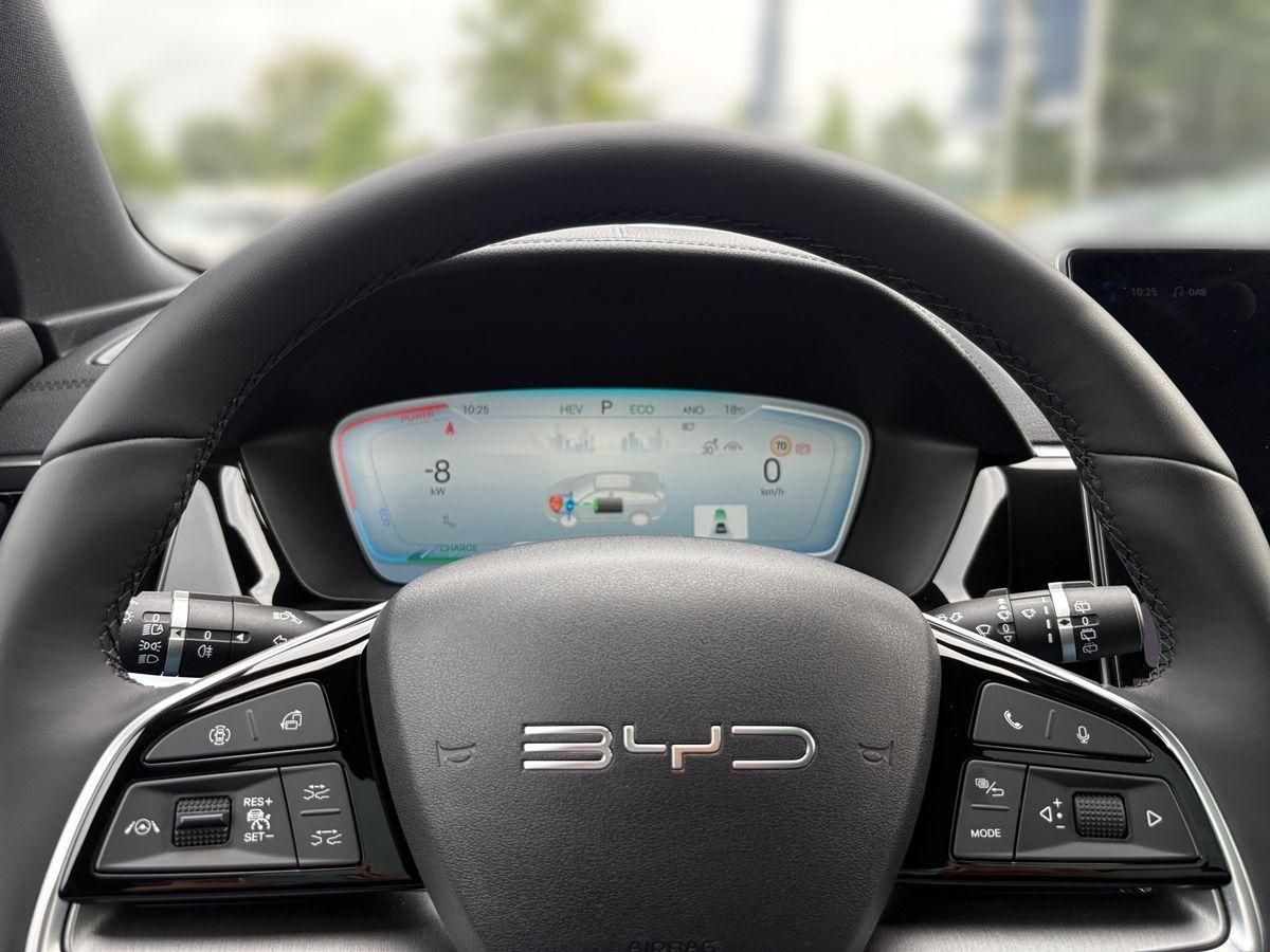 BYD SEAL