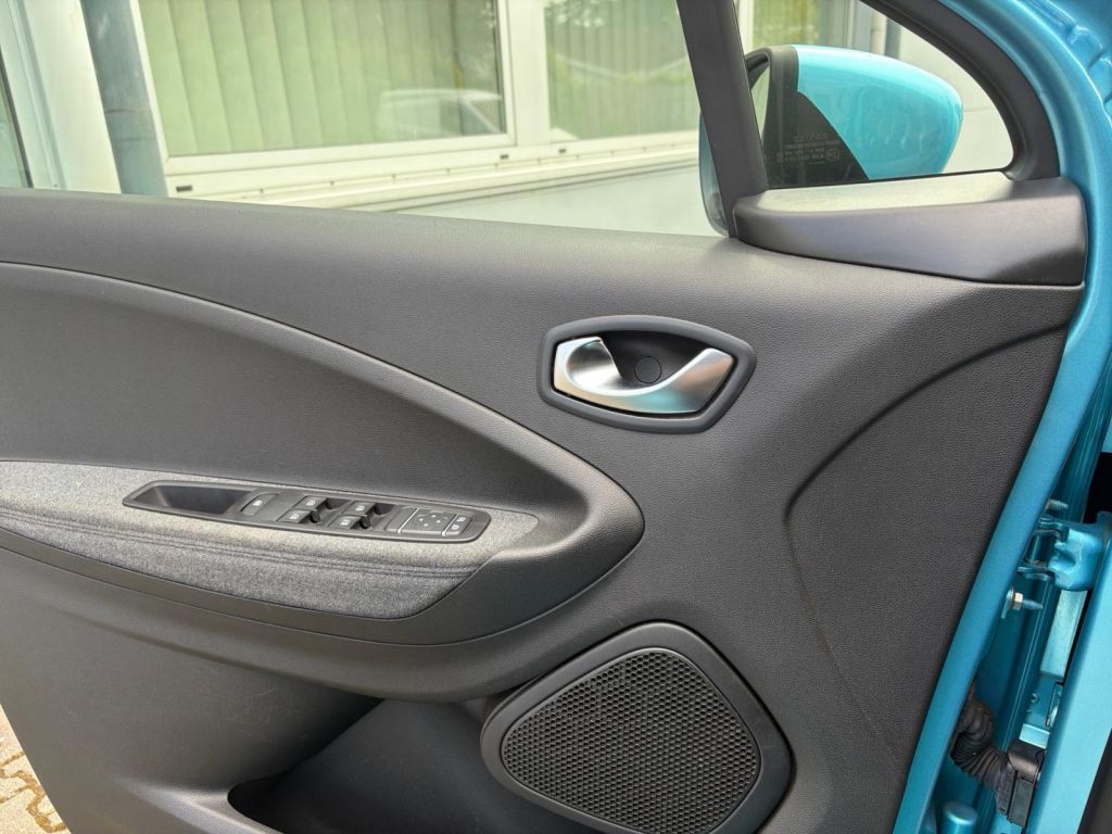 RENAULT ZOE (mit Batterie) Z.E. 50 EXPERIENCE RENAULT ZOE (mit Batterie) Z.E. 50 EXPERIENCE