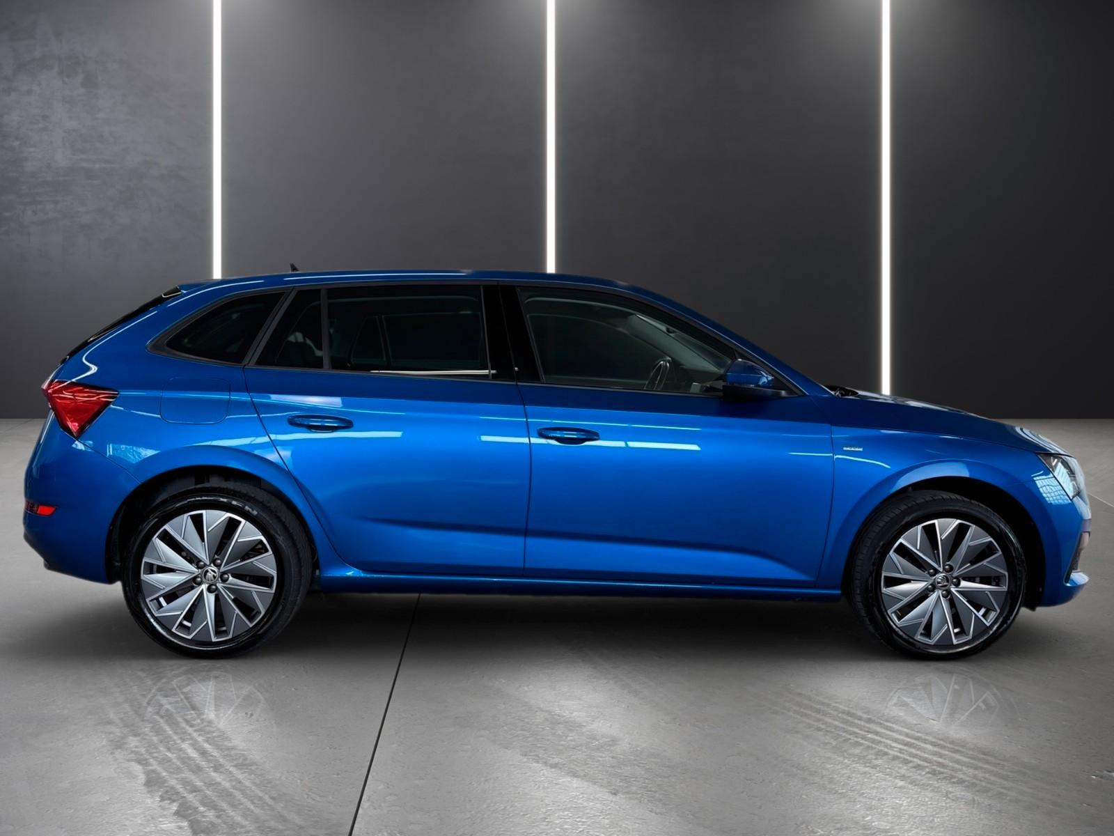 Skoda Scala Tour - AHK, PDC, Metallic, LED, SmartLink
