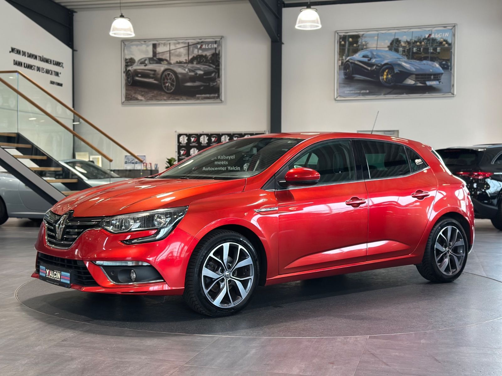 RENAULT Megane - Gebrauchtwagen in Aurich