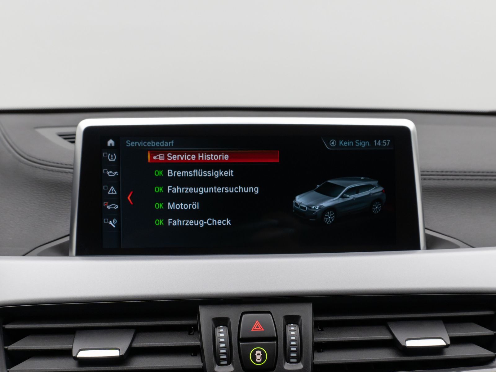 Fahrzeugabbildung BMW X2 sD20i Kamera DAB Komfort HiFi Navi LED Memory