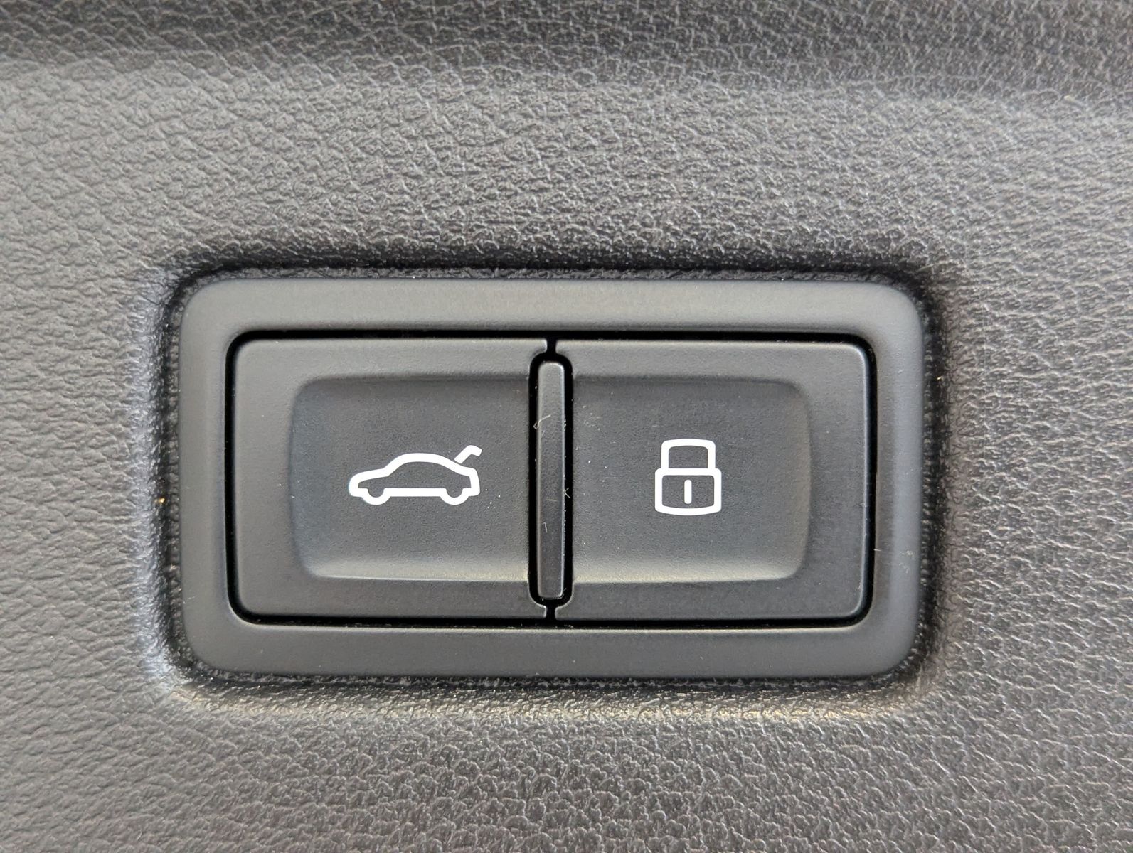 AUDI A5 2.0 TFSI quatt. 3x S-Line+ Matrix ACC B&O 20" - Image 18