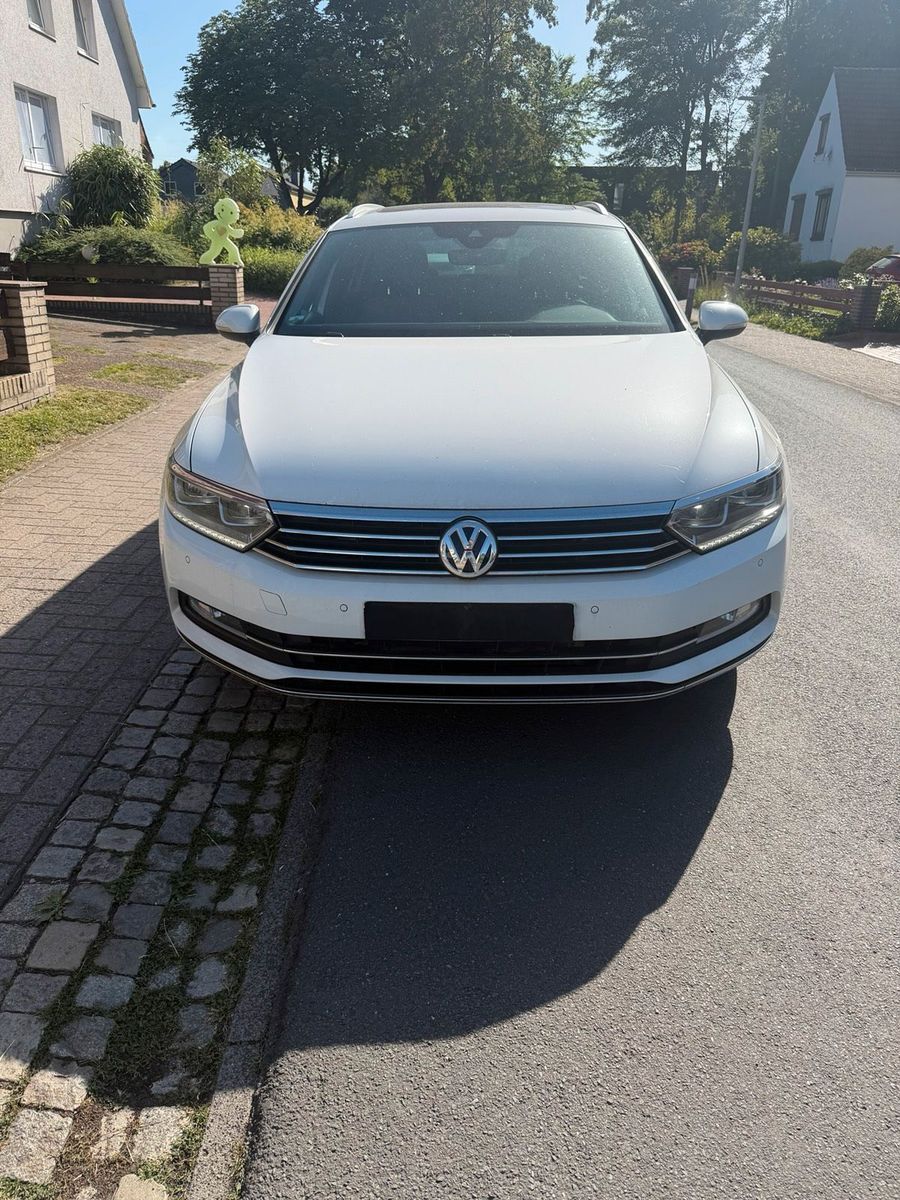 VW Vw Passat 2.0 tdi Automatik fast voll ausg...