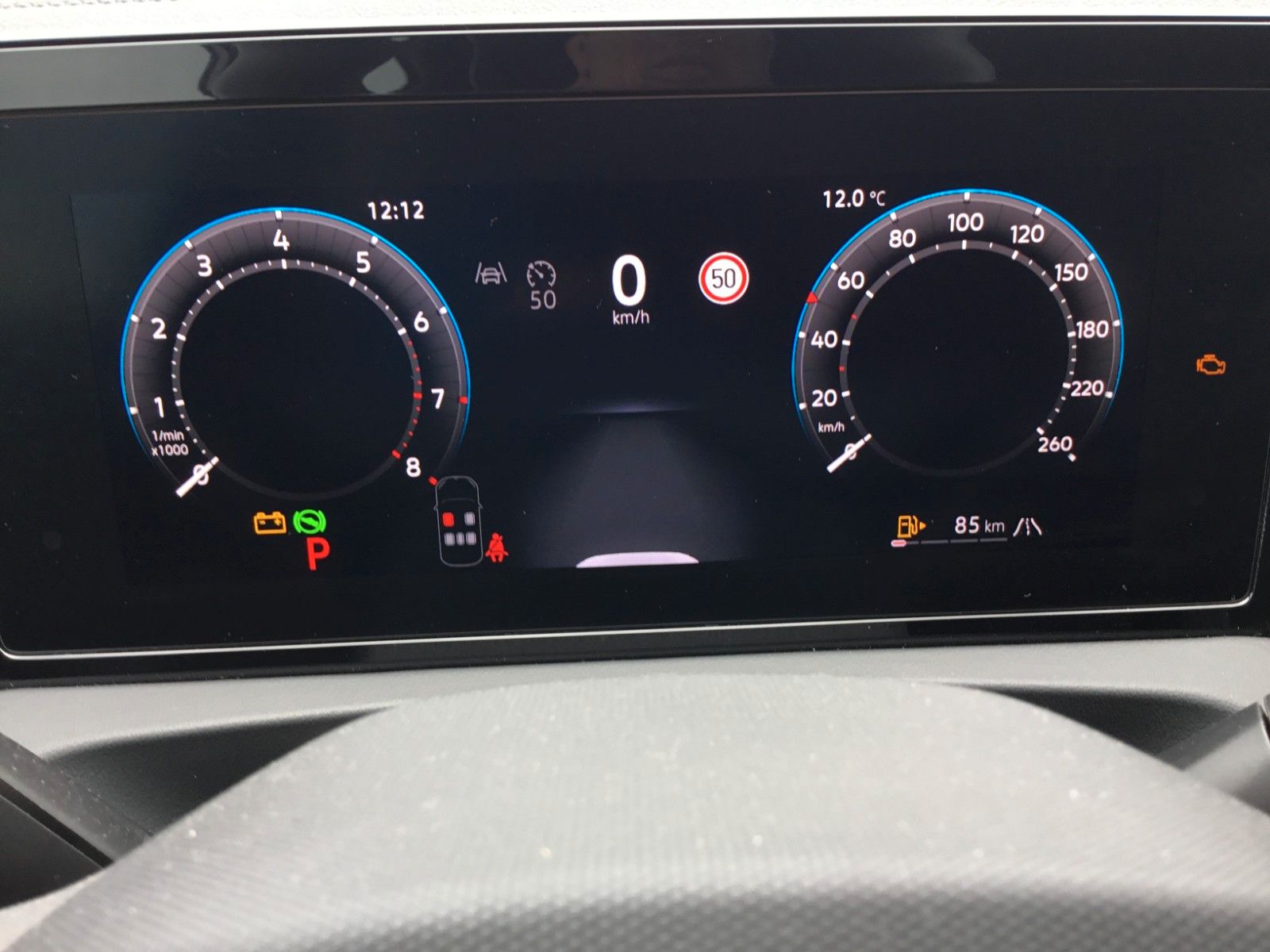 Fahrzeugabbildung Volkswagen Tiguan 1.5 eTSI DSG R-Line+AHK+19"+LED+Navi
