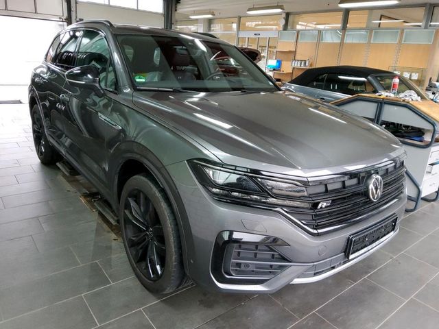 Volkswagen Touareg R-Line 4Motion PANO*HuD*MATRIX*LEDER