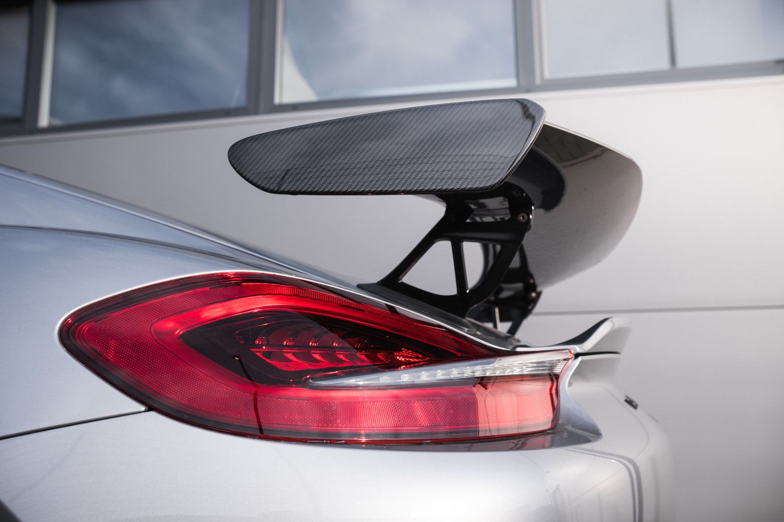 Fahrzeugabbildung Porsche Cayman 981 GT4- prom. Vorbesitz - MR Kit - 460PS