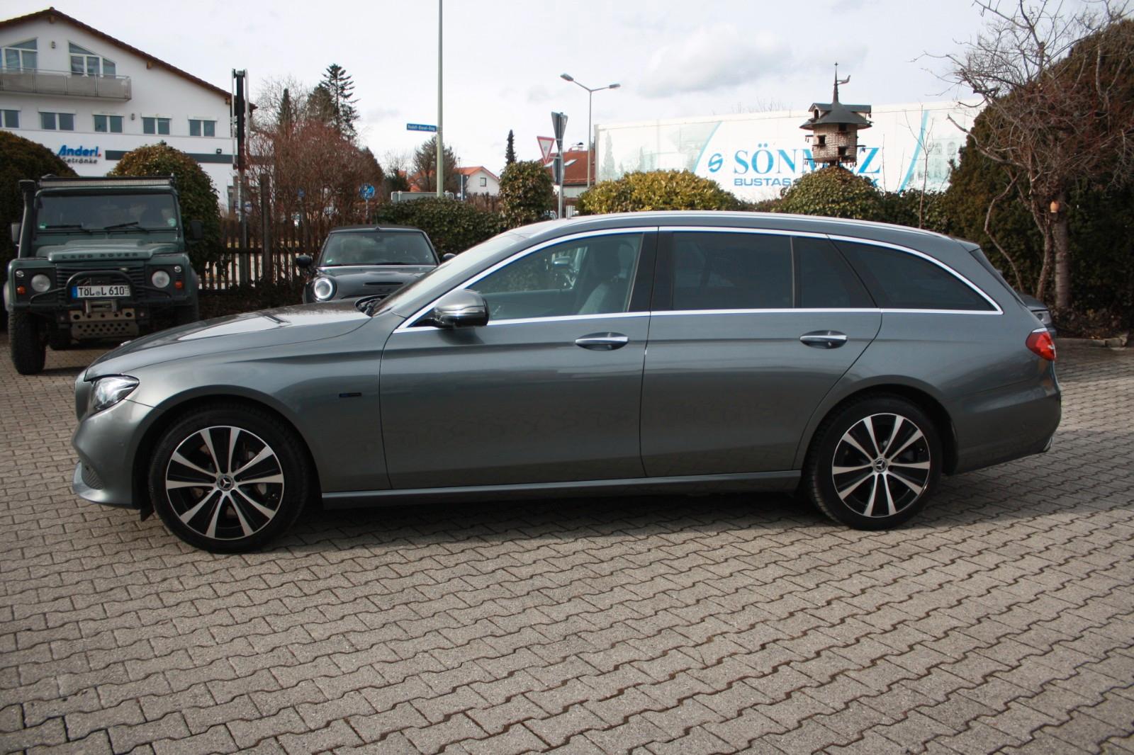 Mercedes-Benz E 300 de T-Model  Avantgarde AHK+WR!