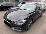 BMW 320d Lim. Sport Line LED 18"-LM NAVI SHZ TEMPO - Behindertengerechte BMW 320