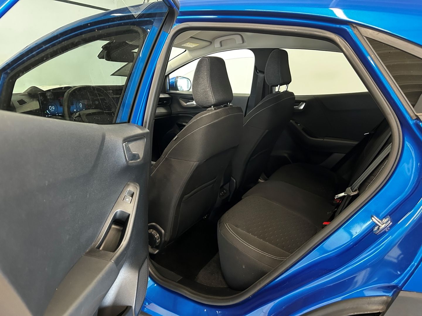 Fahrzeugabbildung Ford Puma Titanium Winterpaket SpurhalteASS AUTOMATIK