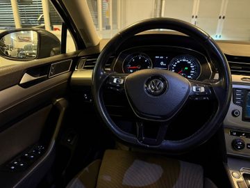 Volkswagen Passat Variant - 5