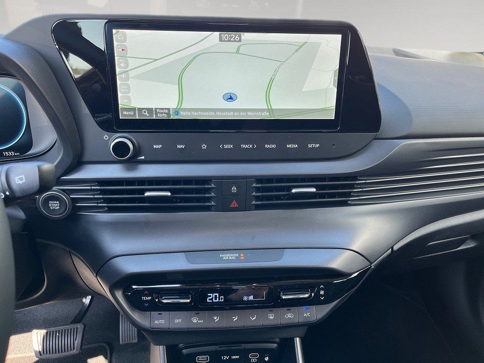 Fahrzeugabbildung Hyundai i20 1.0T 100PS DCT Trend Komfort Bose