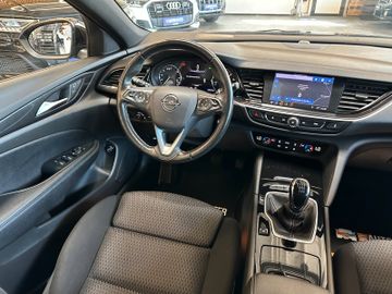 MYAUTOCENTER – Gebraucht- und Jahreswagen mit Werkstattservice in Pfaffenhofen Opel Insignia B Sports Tourer Elegance *TÜV*LED*Navi*