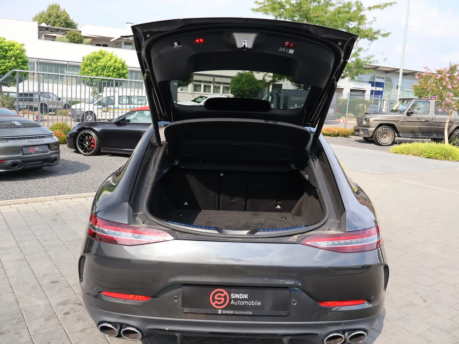 Mercedes-Benz AMG GT 53 4M+ KeyGo-SoftClose-Navi-AHK-Burmester