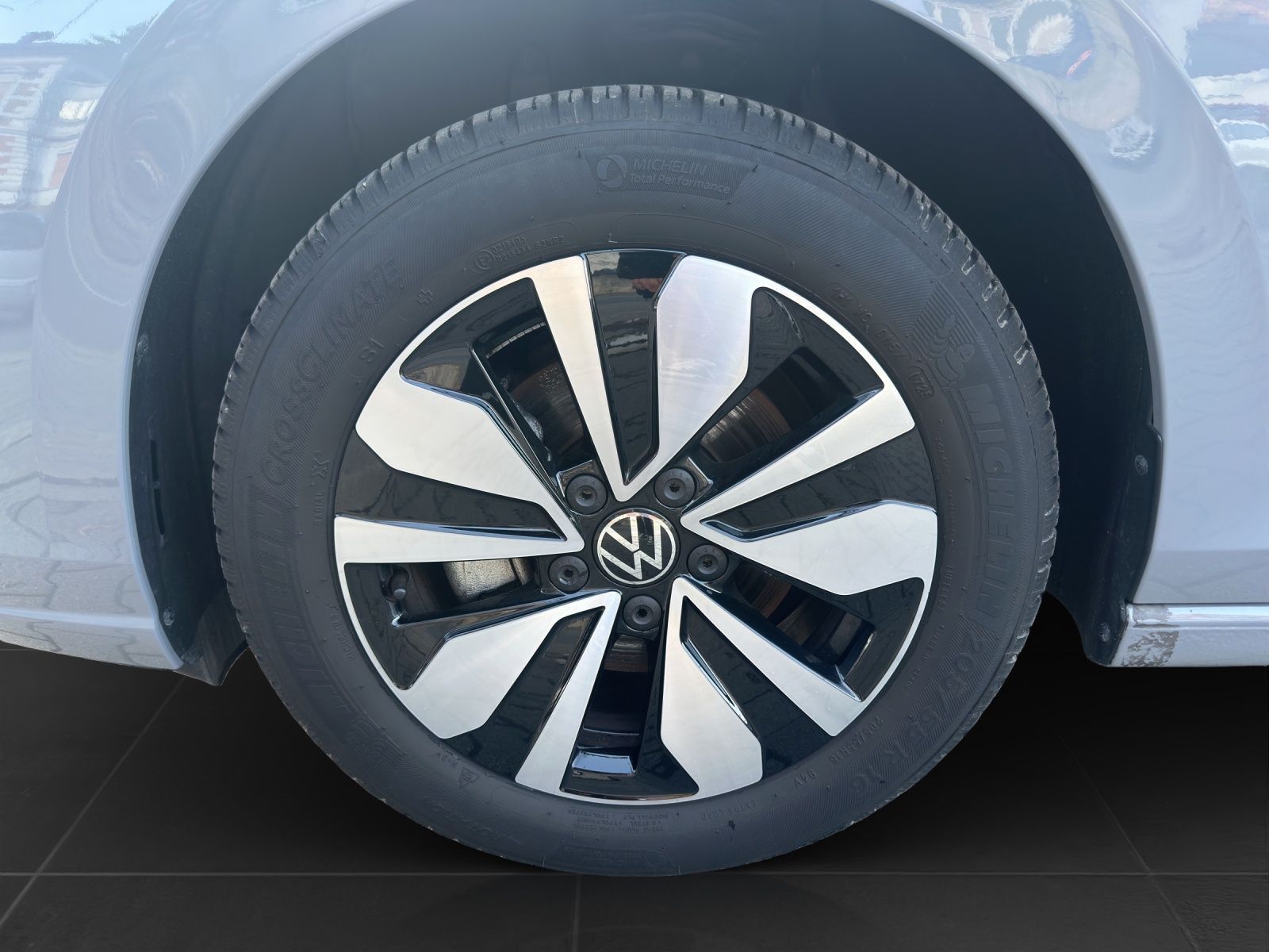 Volkswagen Golf - Bild 7