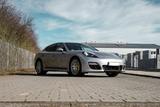 Porsche Panamera 4S  - Porsche: Silber