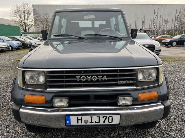 Toyota Land Cruiser II J7