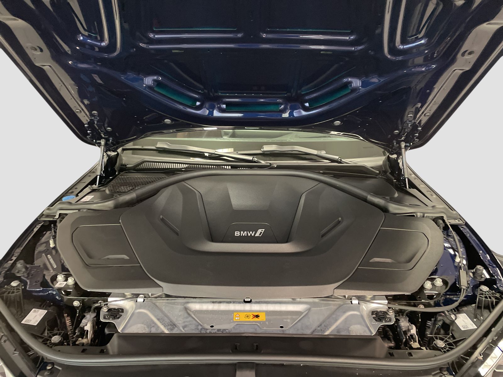 BMW i4 - Bild 16