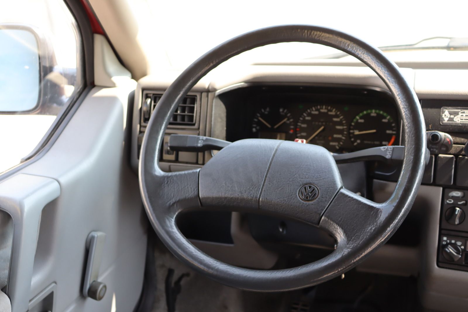Fahrzeugabbildung Volkswagen T4 California Club Westfalia HU/AU neu Hochdach