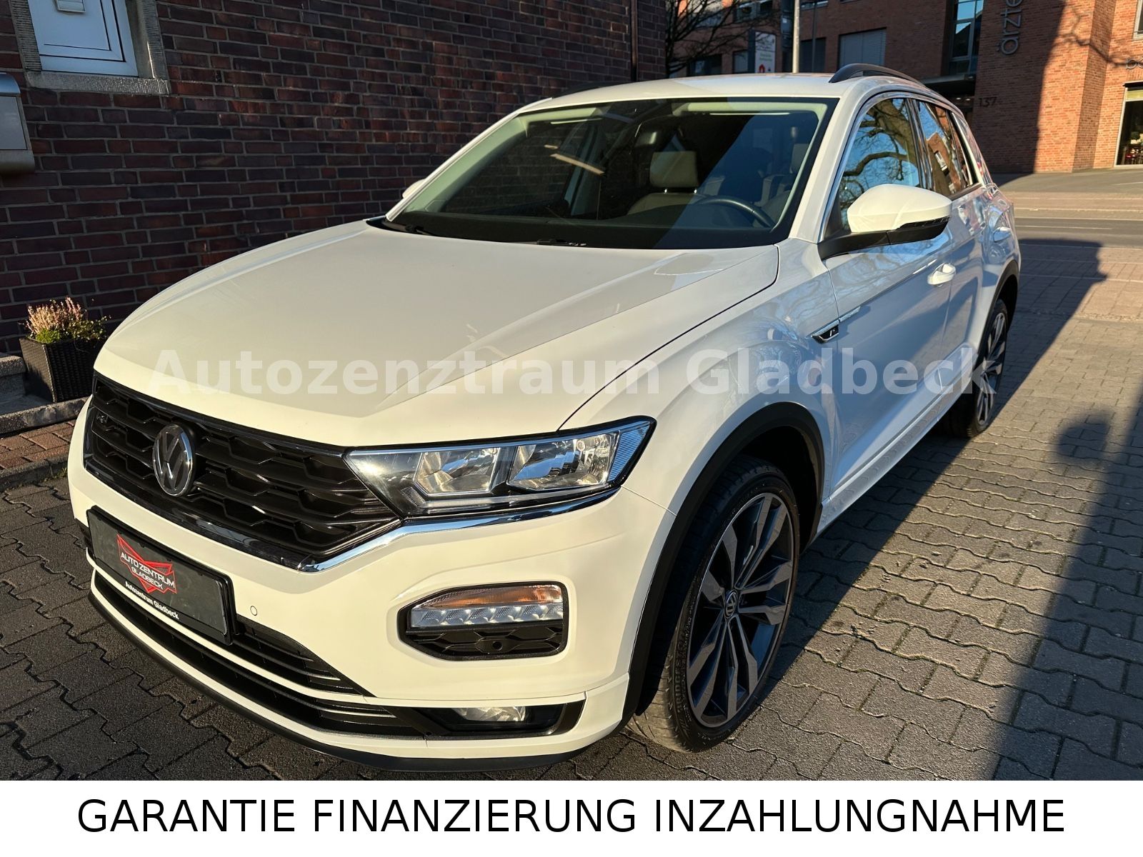 Volkswagen T-Roc - 1