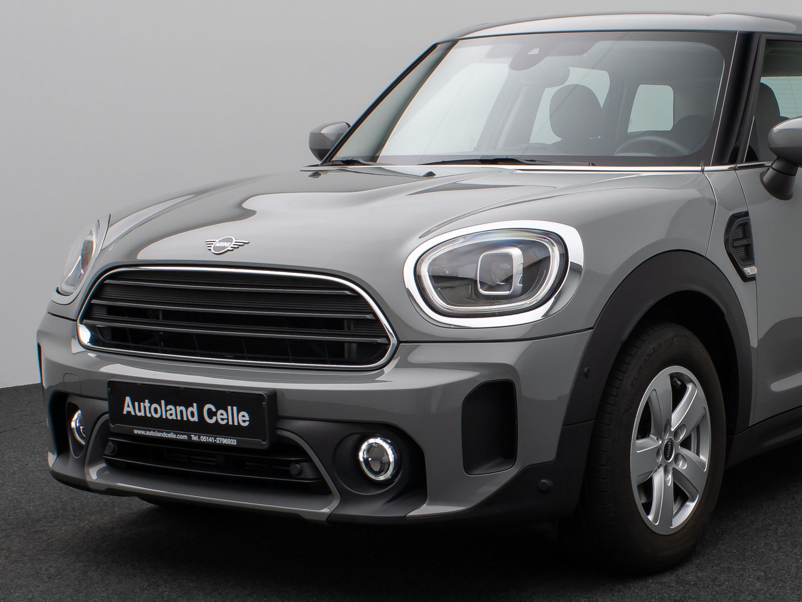 Fahrzeugabbildung MINI One Countryman Essential Trim Kamera AHK LED