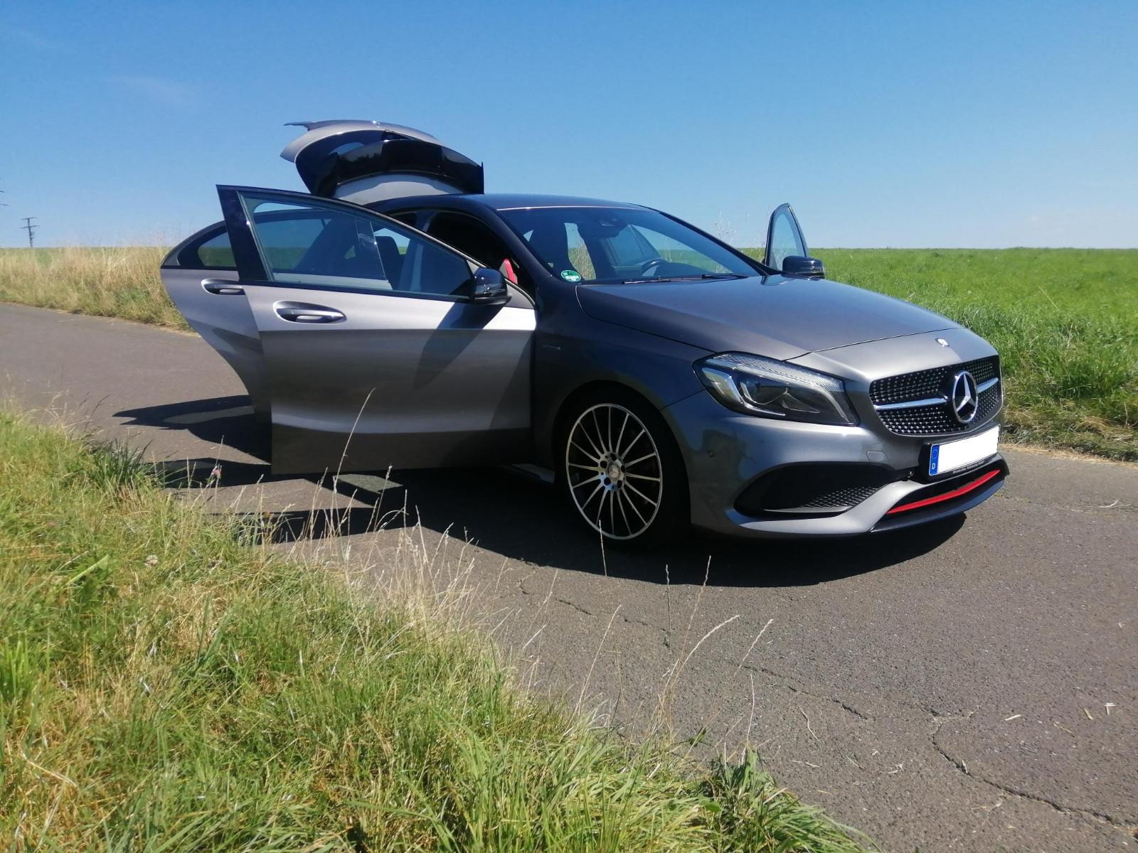 Mercedes-Benz A 250 Sport AMG Spoiler 19" Felgen