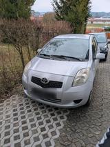 Toyota Yaris 1. Hand TÜV 8 Fach 64 PS - Toyota Yaris: P1f