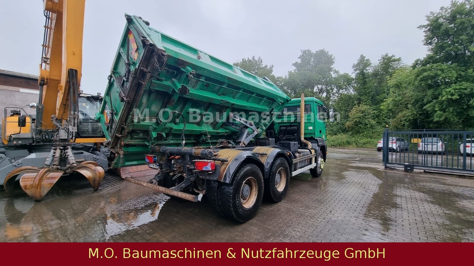 Fahrzeugabbildung MAN TGA 33.360 / 6x4 / Bordmatik /3.Seitenkipper