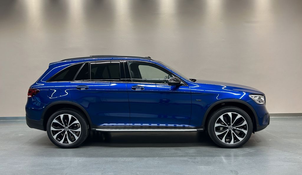 Mercedes-Benz GLC 300 GLC300 e 4M *NIGHTPAKET*PANO*KAMERA*20"*