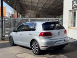 Volkswagen Golf VI GTD*2l*Xenon*Navi*Tempomat*PDC V+H* - Volkswagen Golf mit Diesel-Antrieb: Limousine, Vi GTD