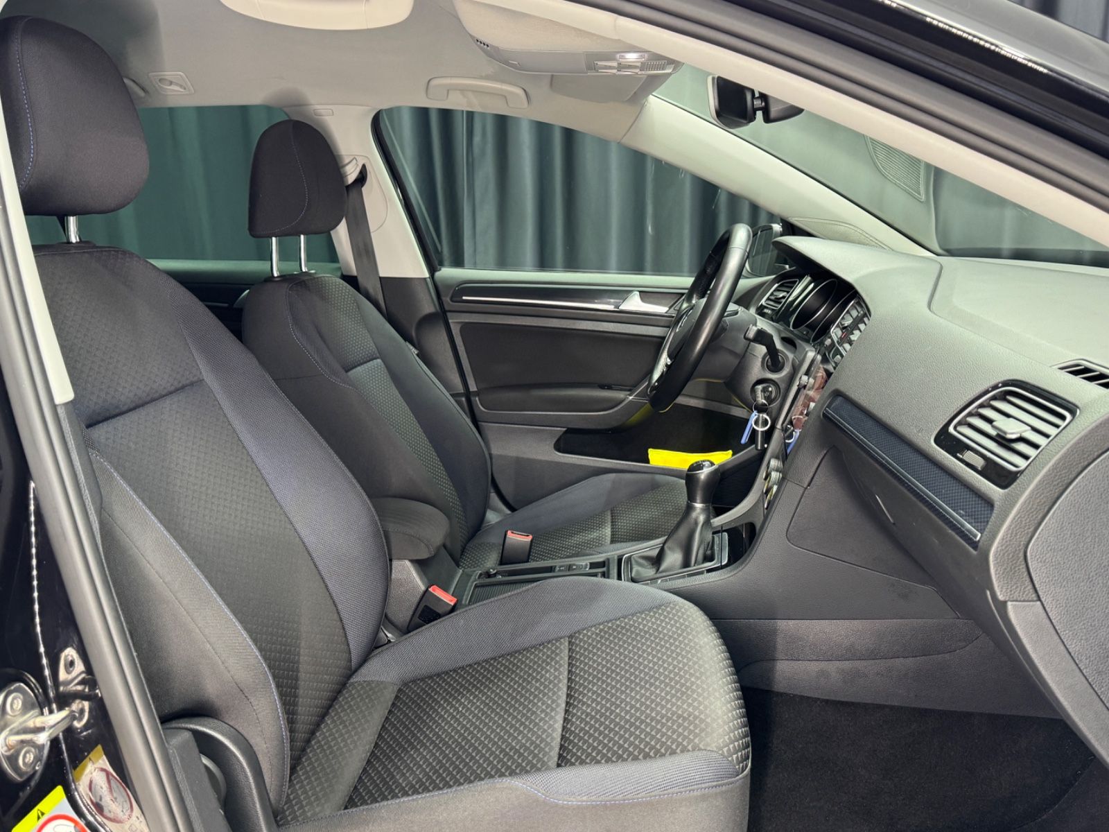 Fahrzeugabbildung Volkswagen Golf VII Variant United BlueMotion|NAVI|LED|ACC|