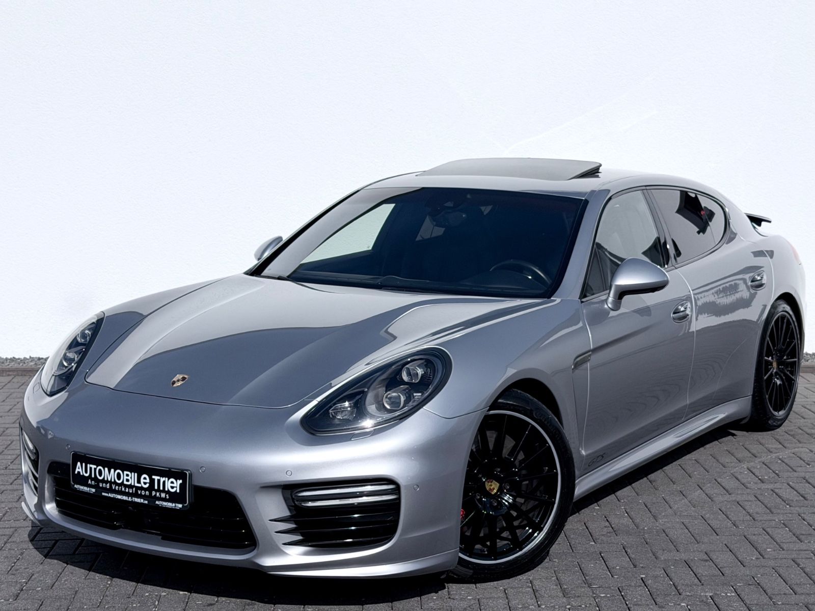 Porsche Panamera GTS