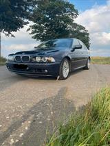 BMW E39 525i - BMW 525: E39