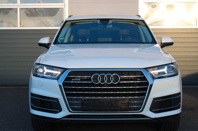 Audi Q7 3.0 TDI quattro,7-Sitzer,Navi