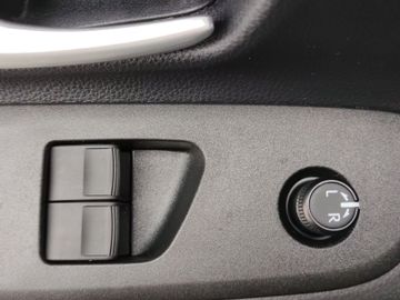 Toyota Aygo (X) - 12