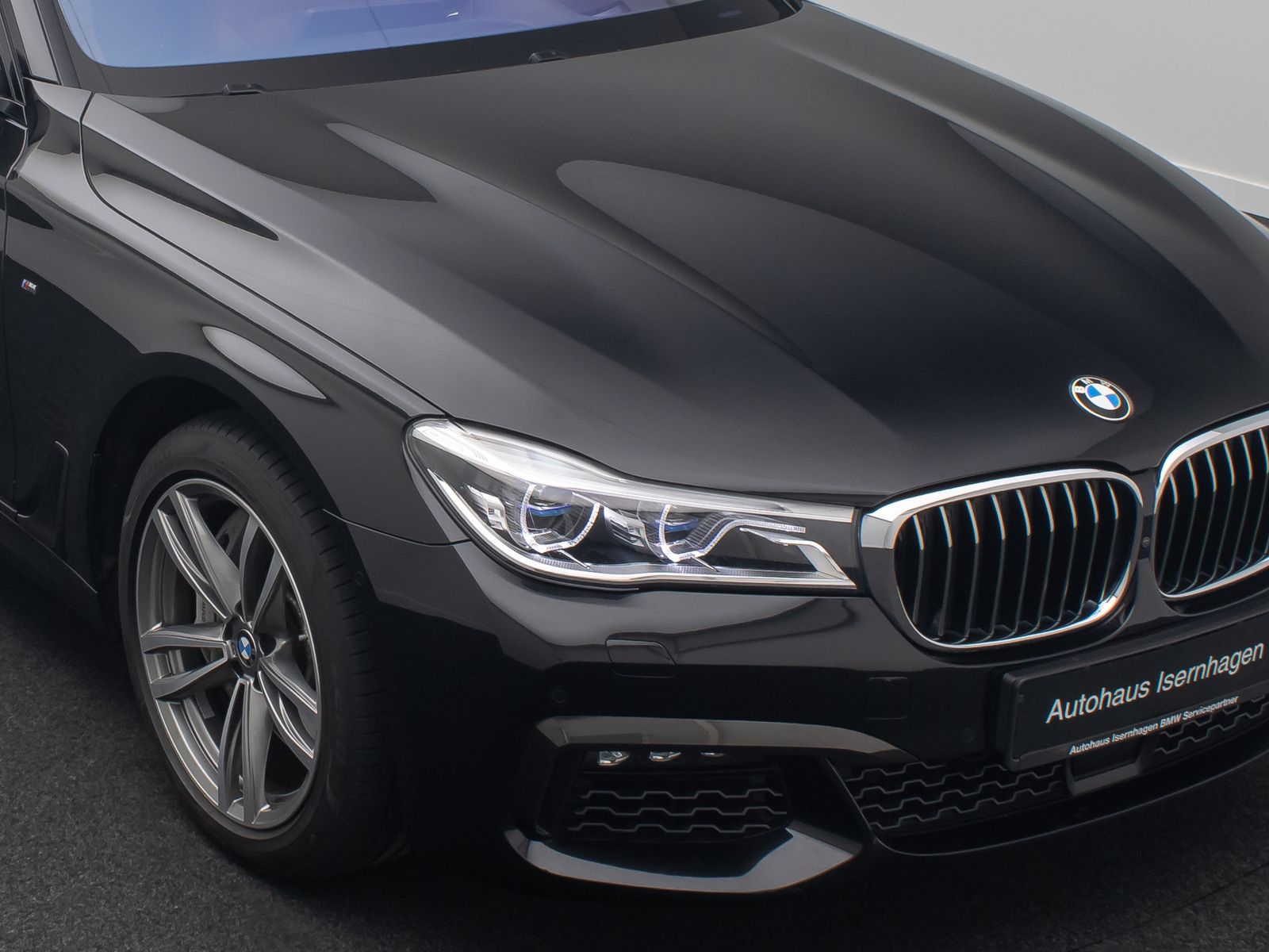 Fahrzeugabbildung BMW 750d xD M Sport 360&deg; Massage FondEnt Laser Voll