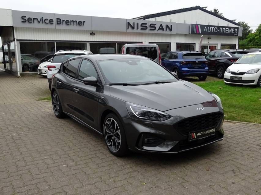 Fahrzeugabbildung Ford Focus 1,5 EcoBoost ST-Line Navi AHK