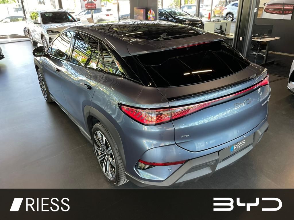 BYD SEALION 7