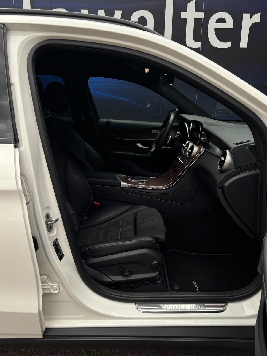 Mercedes-Benz GLC 300  4Matic AHK Schwenkbar,AMG Line foto 17