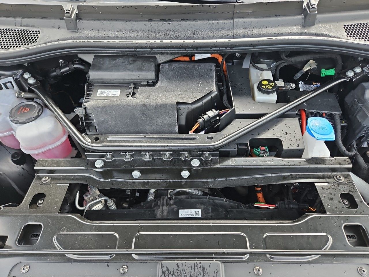 Fahrzeugabbildung SKODA Enyaq iV Sportline 60 Wärmepumpe,Navi,LED