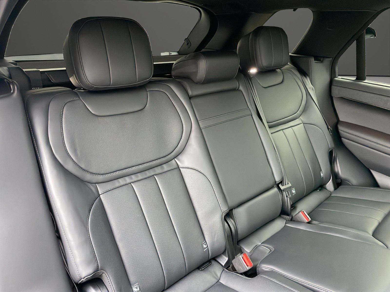 Fahrzeugabbildung Land Rover Range Rover Sport P460e Dynamic HSE 23 Zoll
