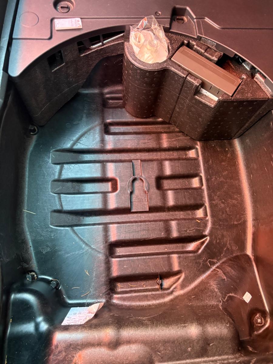 Volkswagen Passat 2014 — photo 23