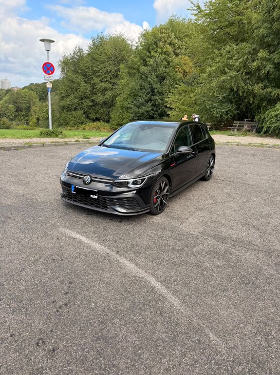 Image of Volkswagen Golf
