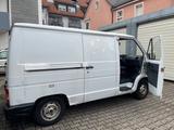 Renault Trafik über 35 Jahre mit 1 Jahr TÜV - Renault Trafic mit Benzin-Antrieb