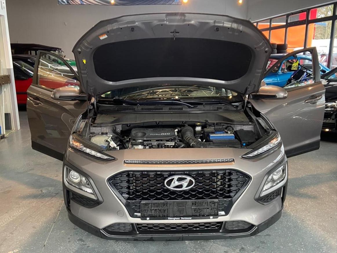 Hyundai Kona Pure 2WD