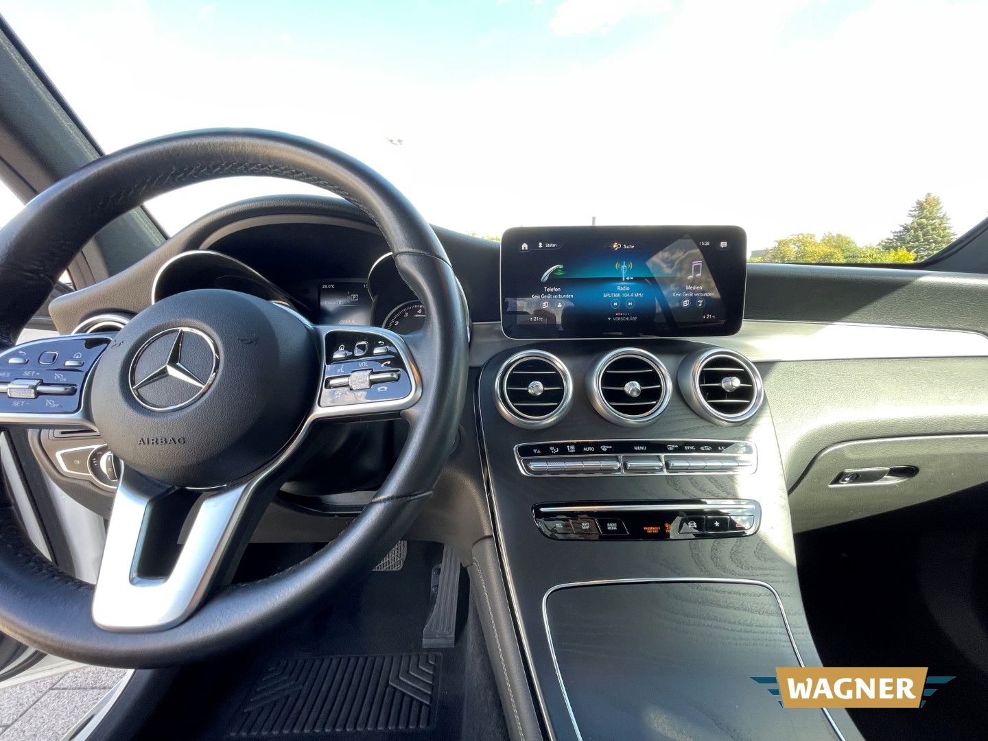 Fahrzeugabbildung Mercedes-Benz GLC 300 Sitzheizung Memory Sitze el.Heckklappe