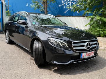 Mercedes E 220 - 5